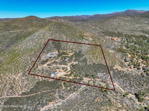 13500 S Dandrea Rd, Mayer, AZ 86333