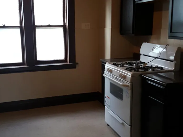 1054 Elmwood Ave #2 — Photo 7