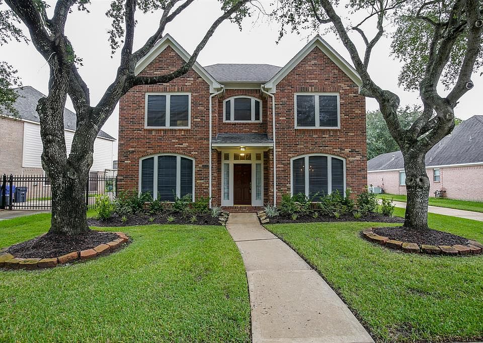1st image of 4611 Lakeside Meadow Dr