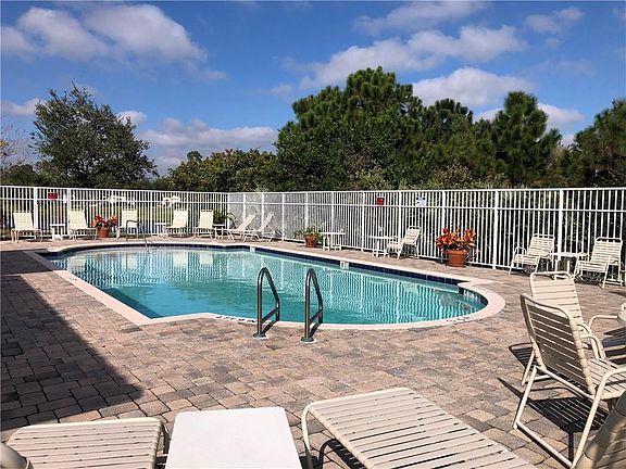 5th image of 2565 Stockbridge Sq SW #2565