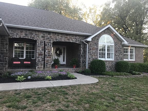 4th image of 111 Stull Dr