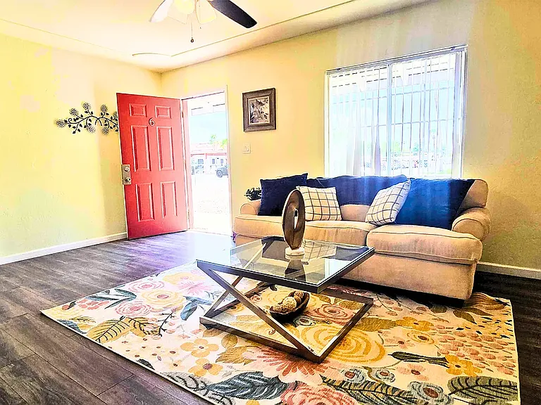 3002 E McKinley St #6 — Photo 5