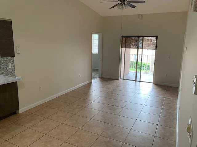 3271 Sabal Palm Mnr #203 — Photo 3