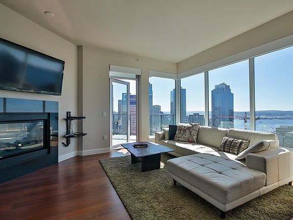 4th image of 1920 4th Ave Unit 2404