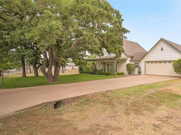 4th image of 1404 Blackhawk Cir