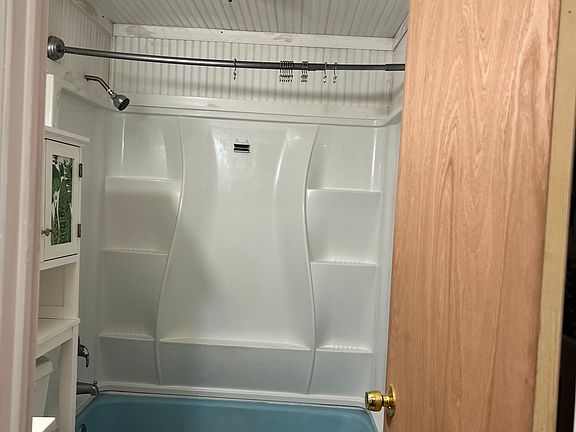 2nd image of 3 Strawberry Bank Rd APT 14