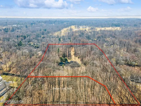 660 Hollow Tree Ridge Rd, Darien, CT 06820