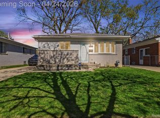 19922 Fox, Redford, MI 48240