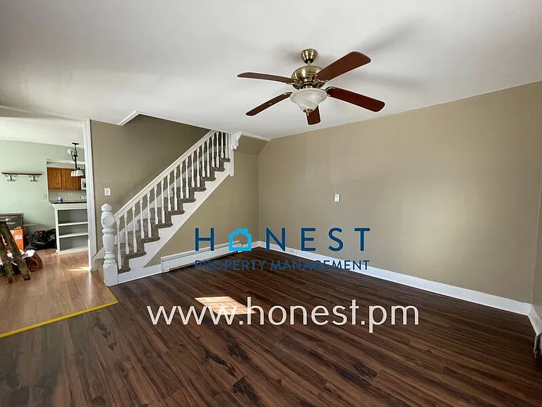 12 Hunt St #1 — Photo 8