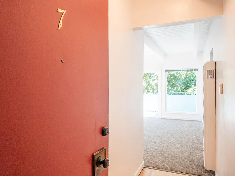 10 Park Ave #7 — Photo 20