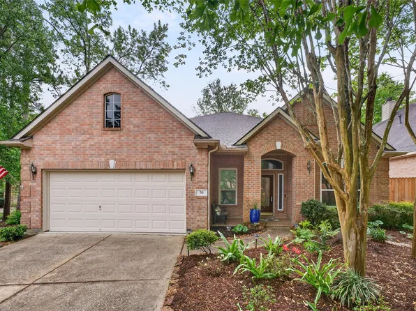 70 E Northcastle Cir, Conroe, TX 77384