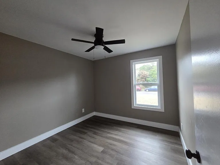 1502 N 26th St — Photo 30