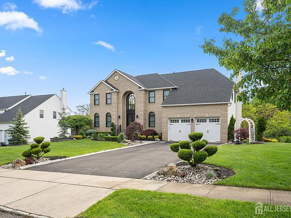 2nd image of 6 Christinalynn Dr