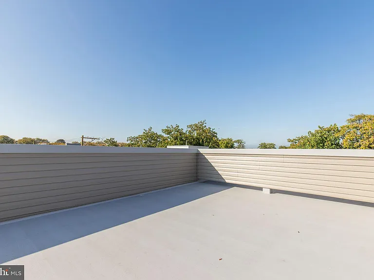 2406 W Master St #2 — Photo 29