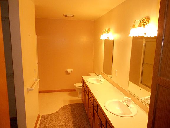 5th image of 4598 64th St