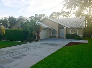 812 Belville Blvd, Naples, FL 34104