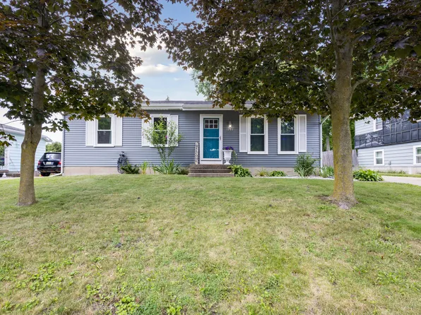 1351 Beckwith Ave NE, Grand Rapids, MI 49505
