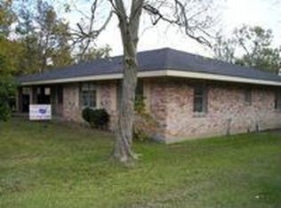 682 Martin Luther King Dr, Marksville, LA 71351
