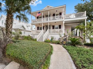 122 Jefferson Davis Ave, Biloxi, MS 39530