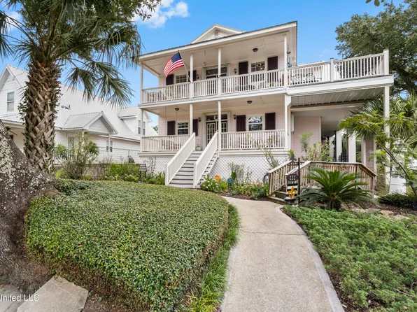 122 Jefferson Davis Ave, Biloxi, MS 39530