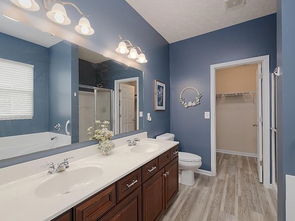5th image of 889 E Anson Dr
