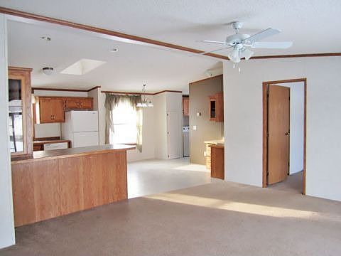 2nd image of 103 Atlantic Ln