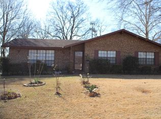 50 Dogwood Dr, Millbrook, AL 36054