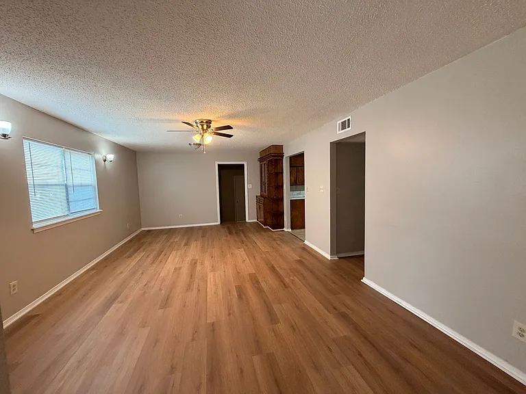 920 N Fargo Ave — Photo 19