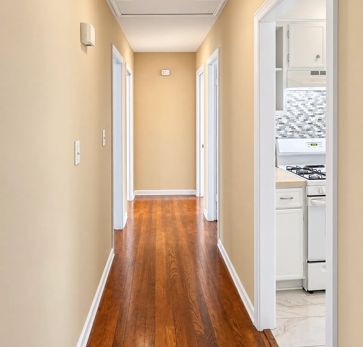 3 bed, 1400 sqft, $1,850 — Photo 3