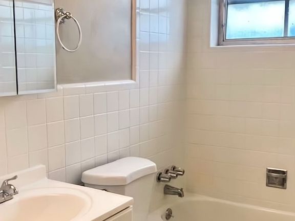 5th image of 3054 Jadaro Ct #3056-8