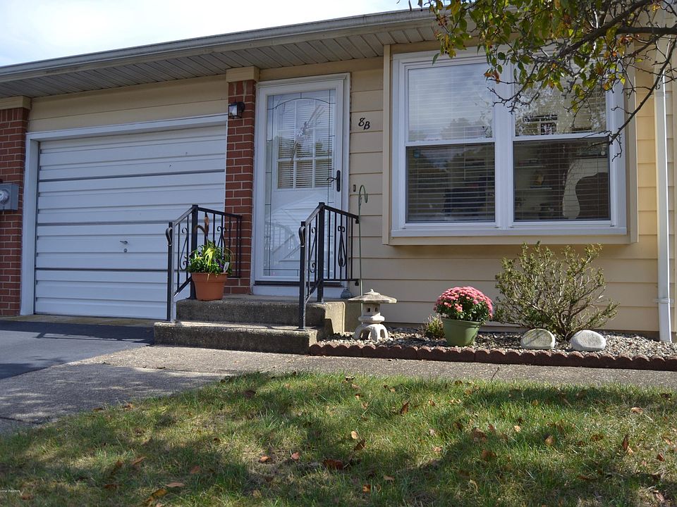 1st image of 8 Lafayette Drive #B