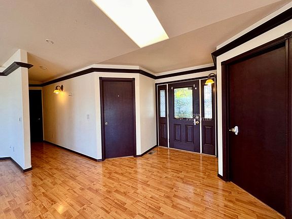4th image of 1331 SW Harbor Vista Cir