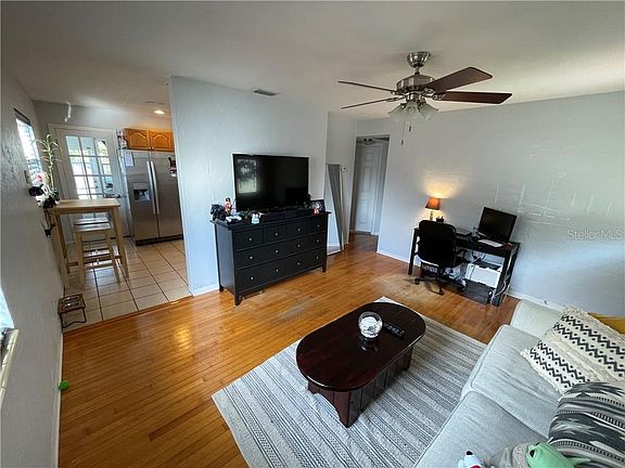 5th image of 1045 56th Ave N