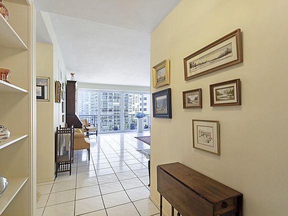 3rd image of 1920 S Ocean Dr APT 810