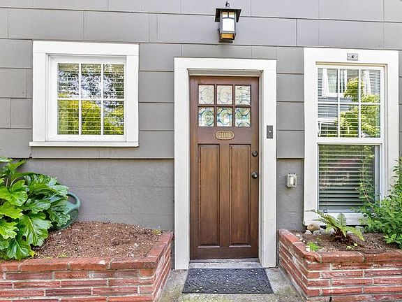 5th image of 2414 1st Ave N #B