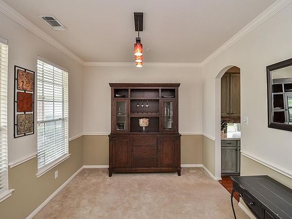5th image of 7410 Hollow Field Ct