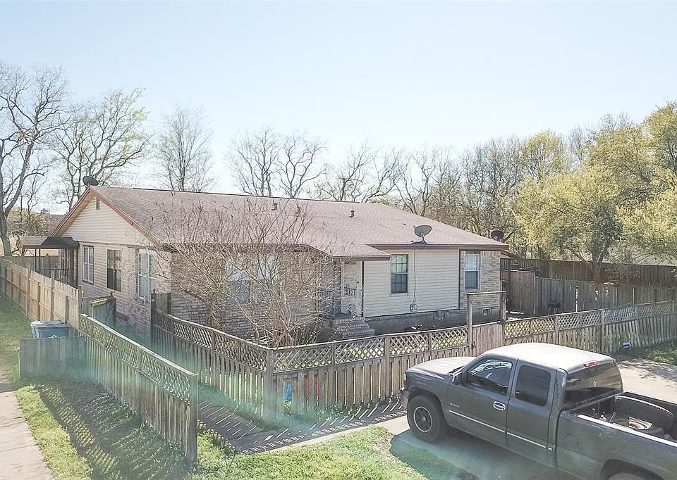 1st image of 11 Carol Ct