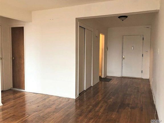 3rd image of 8470 129th St APT 3R