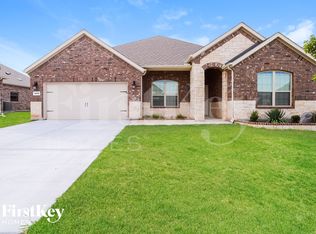 3105 Pan Way, Aubrey, TX 76227