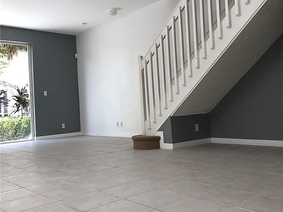 2nd image of 3947 San Simeon Ln #3947