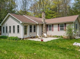 137 Norwich Lk, Huntington, MA 01050