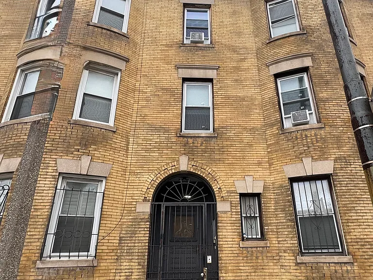 20 S Huntington Ave #1 — Photo 10