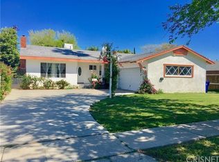 22259 Hamlin St, Canoga Park, CA 91303