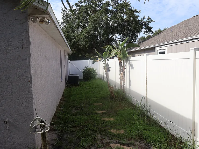 3311 W Marcum St — Photo 48