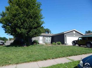 4444 SE Grand Oaks Ave, Topeka, KS 66609