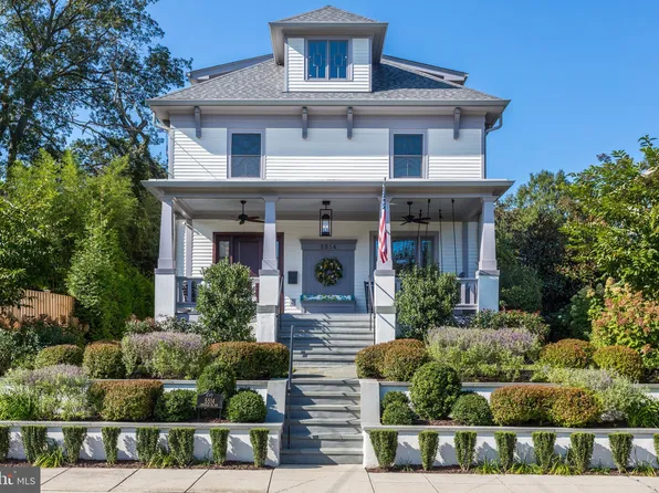 5514 Sherier Pl NW, Washington, DC 20016