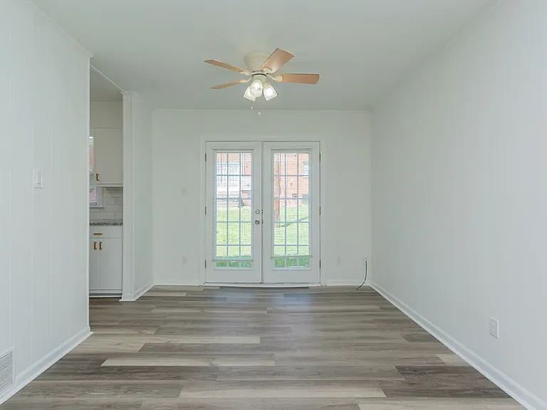 200 Greenbriar Rd — Photo 11