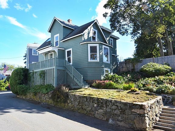 3rd image of 57 Roy St