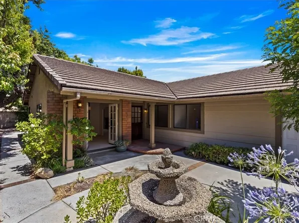 23943 Via Rosa Linda, Santa Clarita, CA 91355