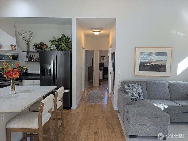 4th image of 223 Clover Court